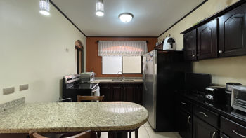 House for sale in Grecia in gated community, Las Calas in Bolívar, Grecia, Alajuela — 107 000 000 ₡ - Photo 4 of 13