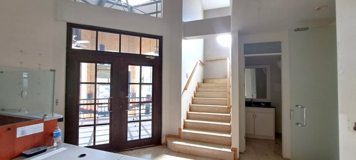 ALQUILER DE LOCAL, ESCAZU, GUACHIPELIN. en Escazú, San José — $8,466