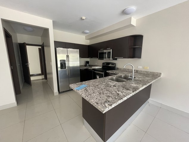 REBAJADO! APARTAMENTO B-12 2 HABITACIONES PARQUE DEL CARIBE LIMON in Limón — $190,000
