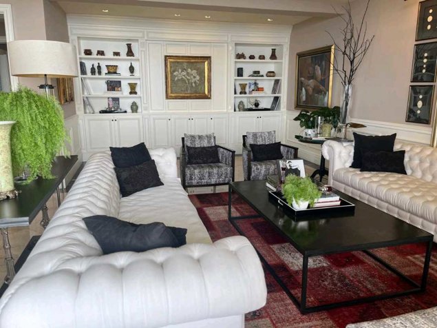 VENTA DE PENTHOUSE AMOBLADO, SAN JOSE, ESCAZU, VISTAS DE MONASTERIO in Escazú, San José — $1,375,000