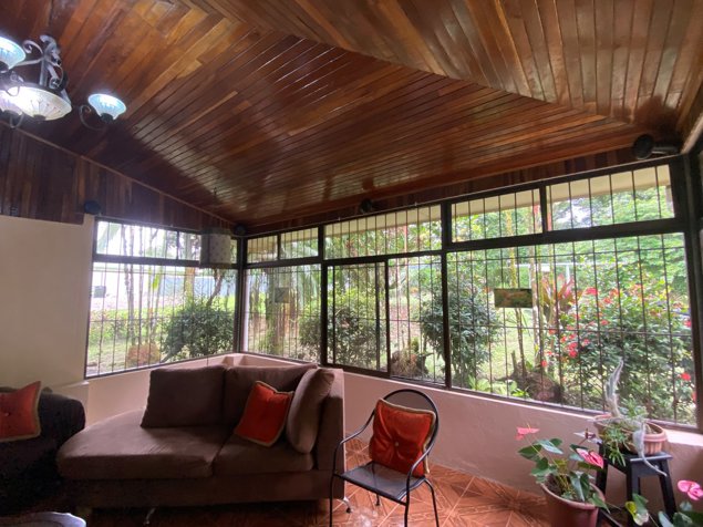 Casa Buenos aires calle  Fruta de pan in Guápiles, Pococí, Limón — ₡ 98 000 000 - Photo 2 of 39