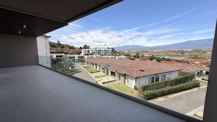 ¡Se Vende! Lujoso Apartamento en Condominio | Guachipelin, Escazú en San Rafael, Escazú, San José — $575,000 - Foto 3 de 8