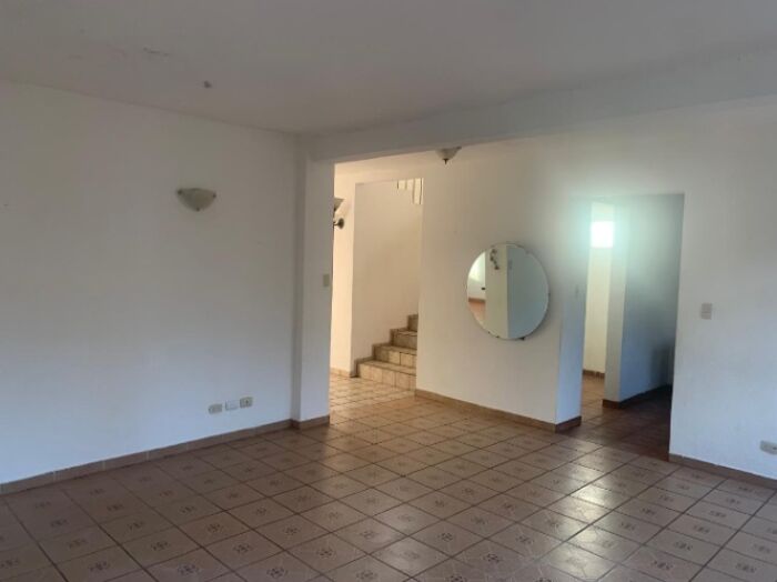 CASA EN VENTA, SAN RAFAEL HEREDIA, $400.000 COD#25-1140 en Concepción, San Rafael, Heredia — $400,000