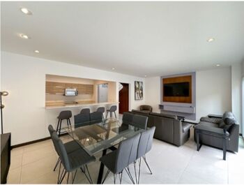 ALQUILER DE CASA EN CONDOMINIO CON LINEA BLANCA ESCAZU en Escazú, San José — $2,700 - Foto 4 de 13