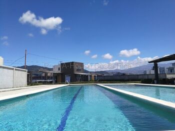 Hermosa casa en venta condominio Cartago in El Tejar, El Guarco, Cartago — 72 000 000 ₡ - Photo 5 of 14