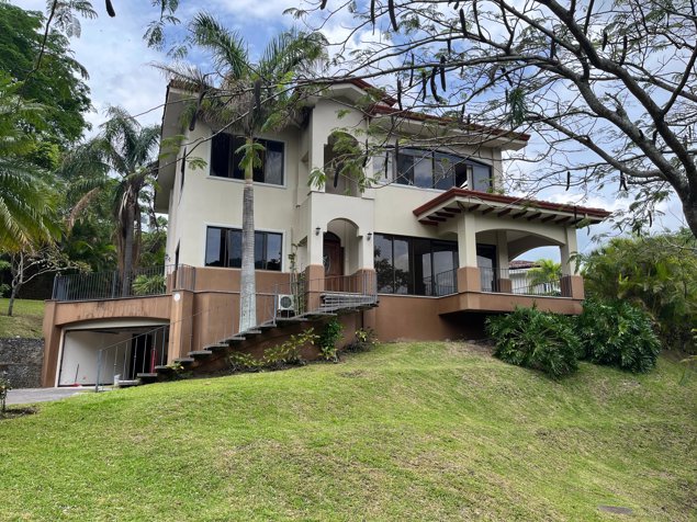 Condominio Cerro Colón in Colón, Mora, San José — $750,000 - Photo 3 of 4