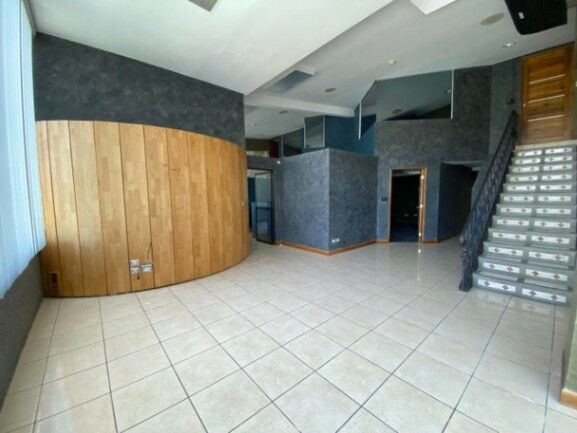 Local comercial en venta en Santa Ana en Uruca, Santa Ana, San José — $180,000