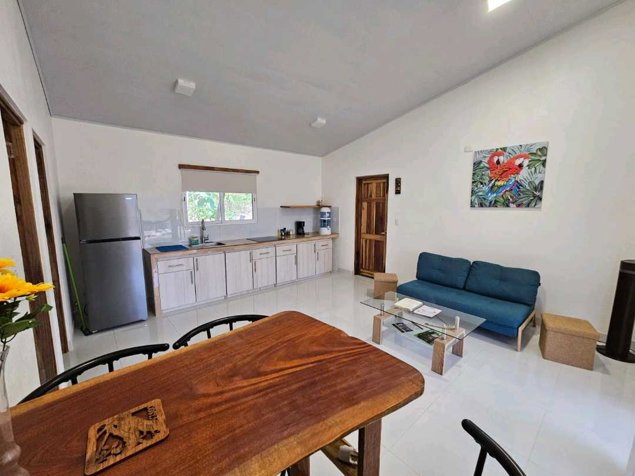 Beautiful Casita 700 m to Marbella surf break 2825 m2 lot en Cuajiniquil, Santa Cruz, Guanacaste — $250,000 - Foto 2 de 12