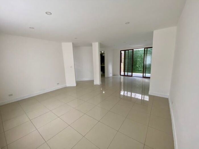 Casa en Venta en Guachipelín Escazú en San Rafael, Escazú, San José — $279,000