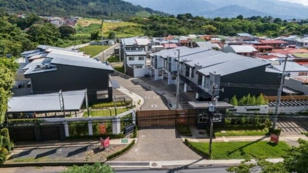 Condominio para estrenar, San Antonio Desamparados 155 mtrs2 en San Antonio, Desamparados, San José — ₡ 119 500 000