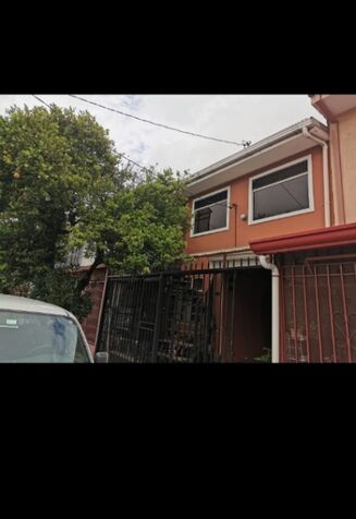Casa doble planta en Curridabat, San José — ₡ 95 000 000