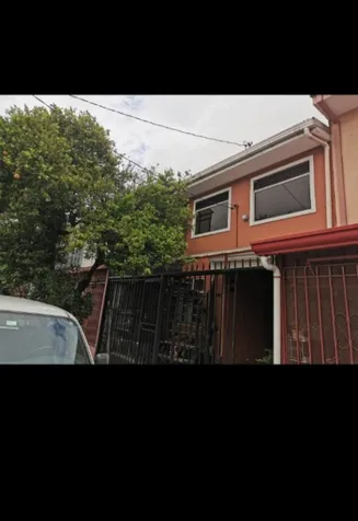Casa doble planta en Curridabat, San José — ₡ 95 000 000