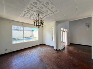 VENTA DE CASA INDEPENDIENTE CON PISCINA EN ROHRMOSER in Pavas, San José — $335,000 - Photo 4 of 30