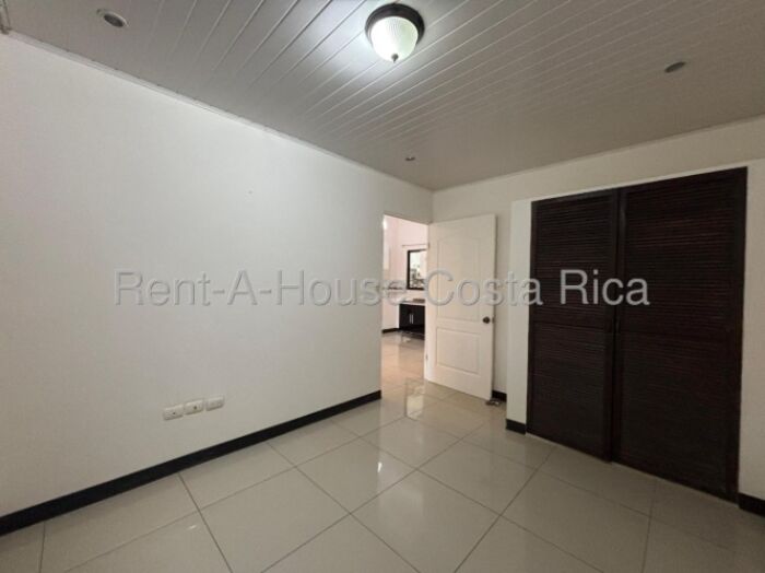 Se  Vende Apartamento en Tibás #26-1460 en San Juan, Tibás, San José — ₡ 100 000 000