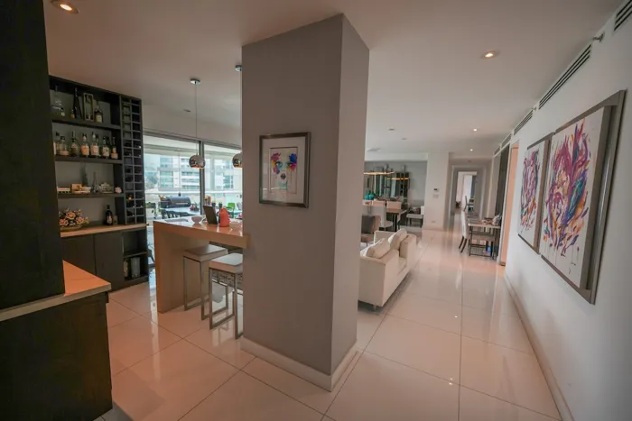 Apartamento de 4 Habitaciones en Central Park in San Rafael, Escazú, San José — $1,200,000 - Photo 2 of 32