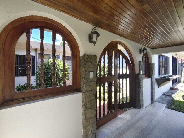 VENDO HERMOSA PROPIEDAD CON CASA, RIO SEGUNDO DE ALAJUELA en Río Segundo, Alajuela — ₡ 275 000 000 - Foto 3 de 26