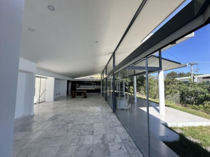 Venta de Amplia y Espectacular Casa en Santa Ana / OFC Mls. 25-1146 en Piedades, Santa Ana, San José — $610,000
