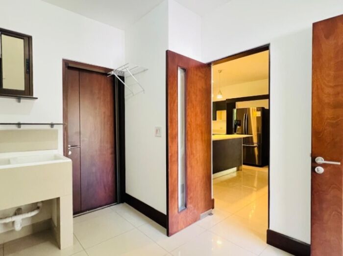 Alquiler de Casa en Pozos de Santa Ana. en Pozos, Santa Ana, San José — $5,500