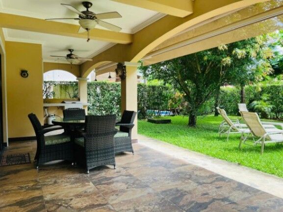 Venta de Casa en Parrita, Puntarenas. RAH 25-447 in Parrita, Puntarenas — $525,000