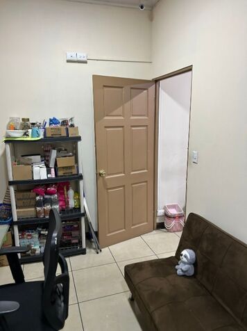 VENTA DE LOCAL COMERCIAL CON TIENDA, SAN JOSÉ, GUADALUPE 9551509 en Guadalupe, Goicoechea, San José — $1,200,000