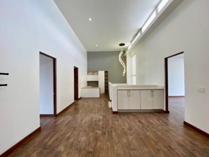 En Venta Casa de Lujo en San Rafael de Escazû. en San Rafael, Escazú, San José — $525,000