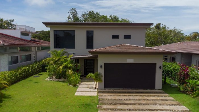 Casa de playa, Playa Hermosa, Jaco en Jacó, Garabito, Puntarenas — $630,000 - Foto 3 de 22