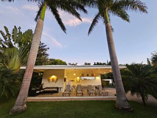 Exclusivo Bed & Breakfast Boutique en Venta Tamarindo in Tamarindo, Santa Cruz, Guanacaste — $1,180,000 - Photo 3 of 27