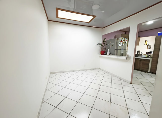 VENTA DE CASA CON APARTAMENTO - DULCE NOMBRE, LA UNIÓN en Dulce Nombre, Cartago — $160,000