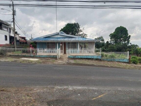 Se vende lote de 2,776m2 en San Rafael de Heredia 25-387 in Ángeles, San Rafael, Heredia — $459,100