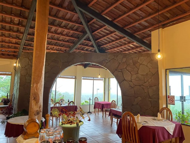 VENTA DE FINCA CON RESTAURANTE EN OPERACIÓN, HEREDIA, VARABLANCA in Vara Blanca, Heredia — $900,000 - Photo 2 of 9