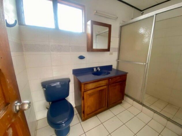 Venta de Casa en Santo Domingo-Santo Tomás. RAH 26-1893 en Santo Tomás, Santo Domingo, Heredia — $435,000