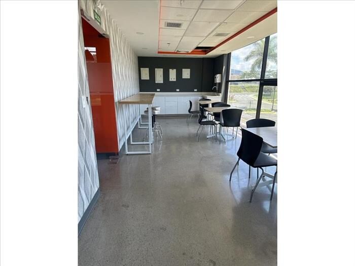 ALQUILER DE OFICINA, SAN JOSÉ, ESCAZÚ, CONDOMINIO TRILOGIA en Escazú, San José — $2,267