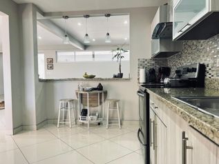 Venta de Casa en San Rafael de Escazú. RAH 26-1123 in San Rafael, Escazú, San José — $320,000 - Photo 5 of 20