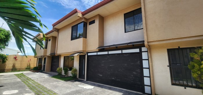 Venta Casa Condominio Los Colegios Moravia San José en San Vicente, Moravia, San José — ₡ 115 000 000