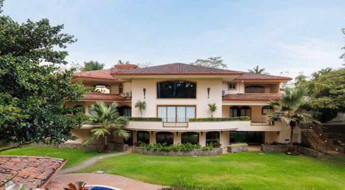En venta Lujosa Residencia en San Rafael de Escazú en San Rafael, Escazú, San José — $6,985,000 - Foto 3 de 37