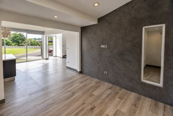 Casa de 3 Habitaciones en Condominio Veredas del Arroyo en Guácima, Alajuela — $1,900 - Foto 5 de 18