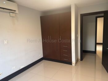 Venta de Apartamento en Santa Ana-Brasil. RAH 26-1696 in Brasil, Santa Ana, San José — $195,000 - Photo 5 of 16