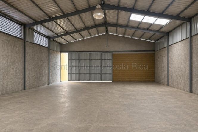 Venta de Bodega Comercial en La Unión-Concepción de Cartago. RAH 27-161 en Concepción, La Unión, Cartago — $400,000
