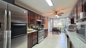 Venta de Apartamento en San Rafael de Escazú. RAH 26-218 en San Rafael, Escazú, San José — $315,000 - Foto 4 de 12