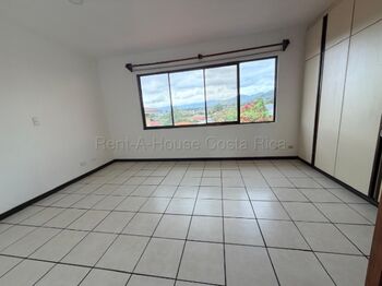 Casa en Alquiler en San Rafael de Escazú 26-1844 en San Rafael, Escazú, San José — $1,200 - Foto 5 de 9