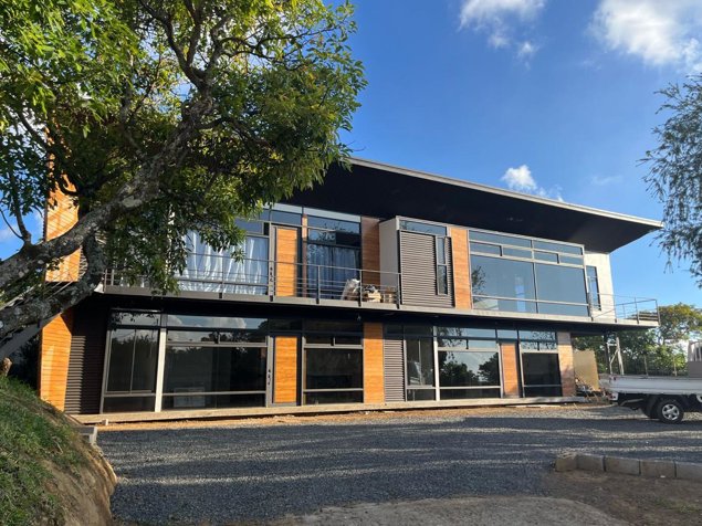 VENTA DE EDIFICIO CON 4 APARTAMENTOS, HEREDIA, BARVA, SAN PABLO in San Pablo, Barva, Heredia — ₡ 320 000 000
