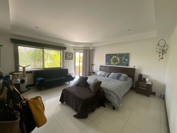 Casa en condominio Almeria in Pozos, Santa Ana, San José — $389,000