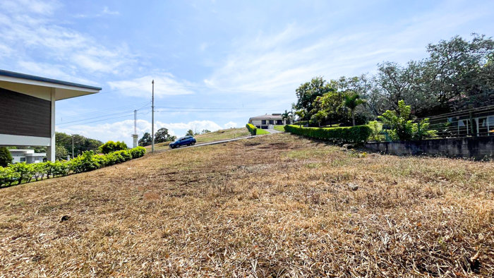 Serenity on beautiful lot for sale – Grecia en Grecia, Alajuela — ₡ 48 000 000 - Foto 3 de 8