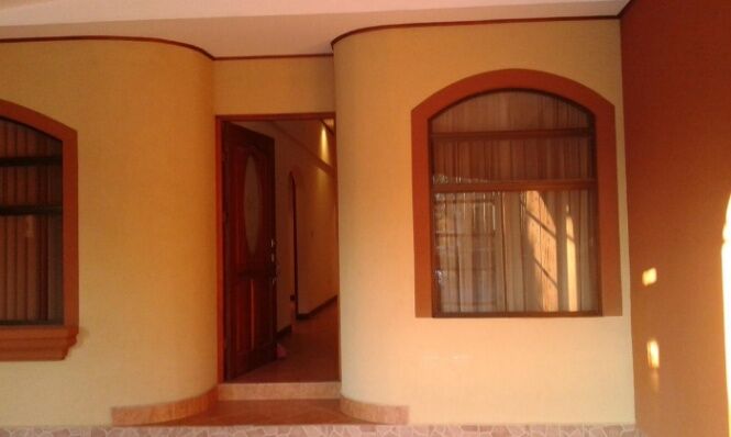 Venta de Casa en San Francisco de Heredia. RAH 26-2083 en San Francisco, Heredia — ₡ 96 000 000