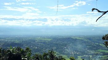 SE VENDE FINCA CON VISTAS PANORAMICAS E IDEAL PARA GLAMPING EN PEREZ ZELEDON in San Isidro De El General, Pérez Zeledón, San José — $160,000 - Photo 5 of 19