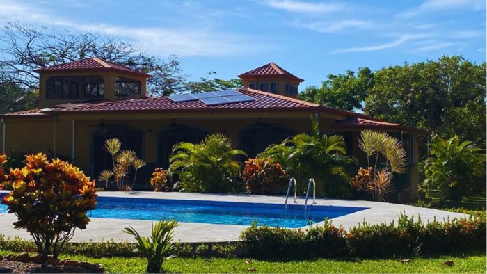 Finca rebajada de $650K a $425K | Oportunidad única en Labrador, San Mateo, Alajuela — $425,000