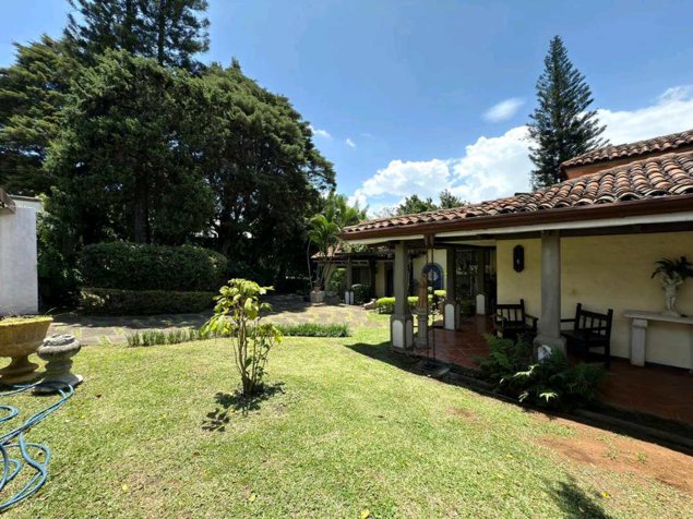 CASA NEOCOLONIAL GUACHIPELIN DE ESCAZU in San Rafael, Escazú, San José — $1,200,000 - Photo 2 of 55