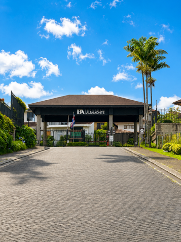 Venta / casa de lujo con apartamento independiente in Tres Ríos, La Unión, Cartago — $800,000