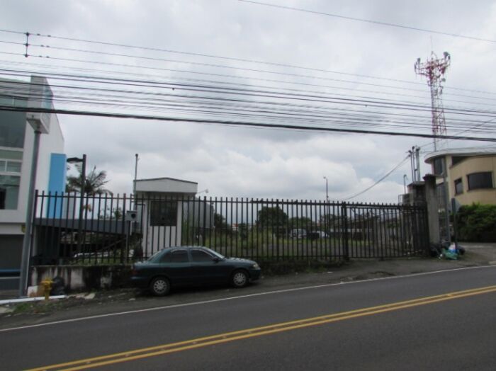 Se vende lote en Zapote San José 23-1313 en Zapote, San José — $695,000
