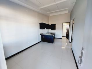 APARTAMENTO PARA ESTRENAR PUENTE SALAS EN BARVA 2 HABITACIONES 1 ESTACIONAMIENTO. in San Pedro, Barva, Heredia — 350 000 ₡ - Photo 2 of 10
